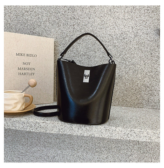 Amsterdam Bucket Bag