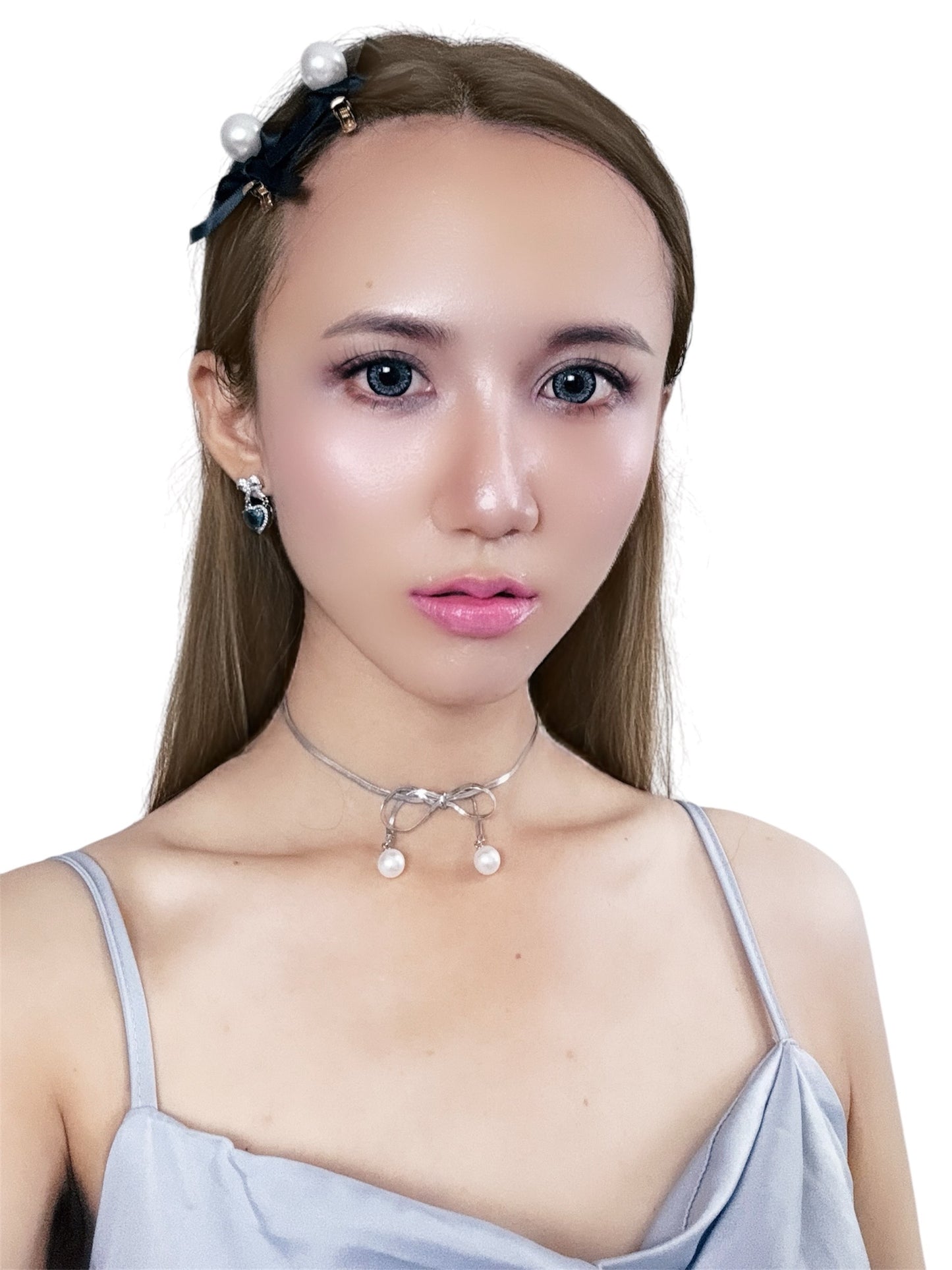 Elegant Knot Necklace