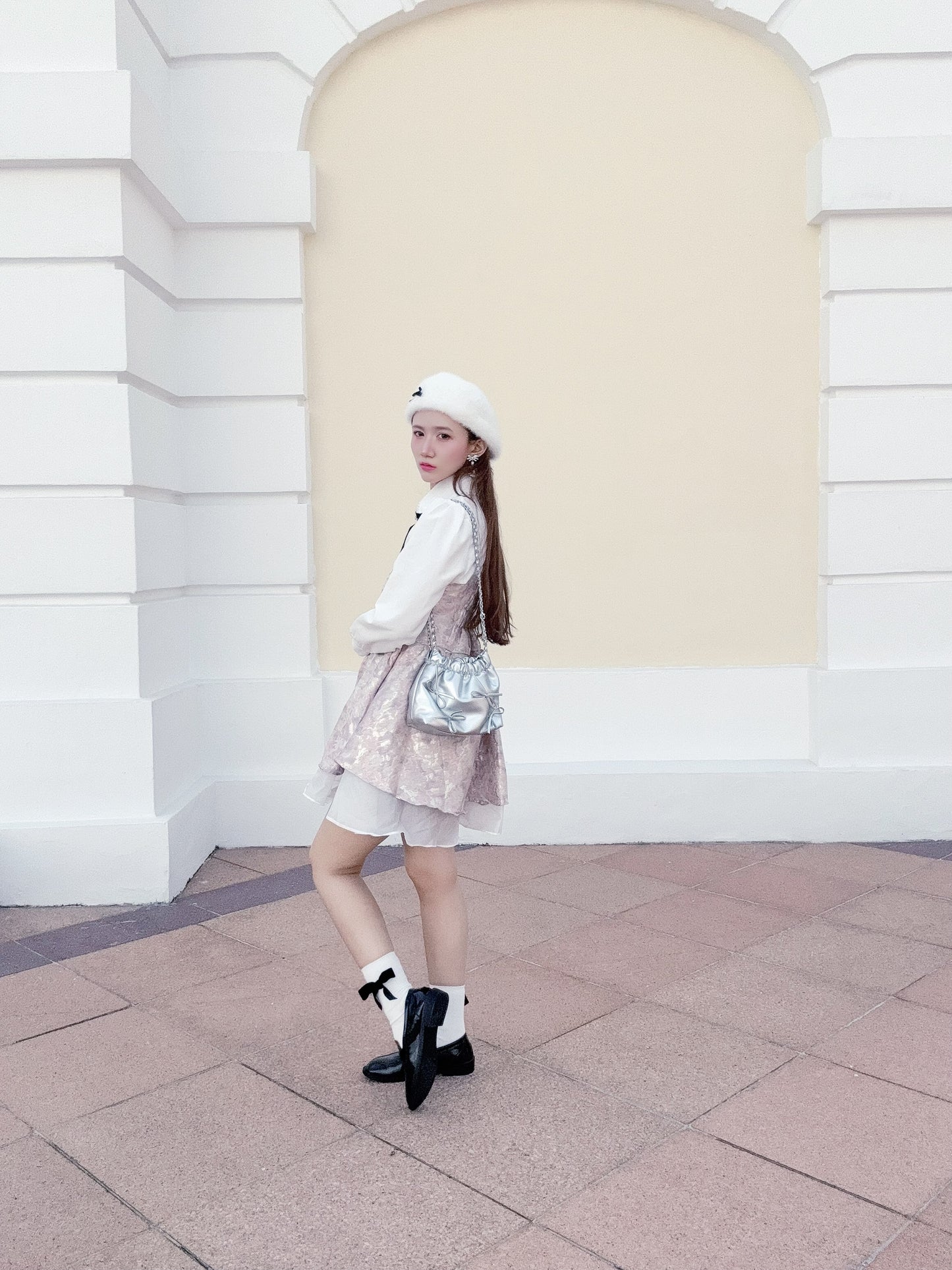 Hera Ribbon Chain Bag