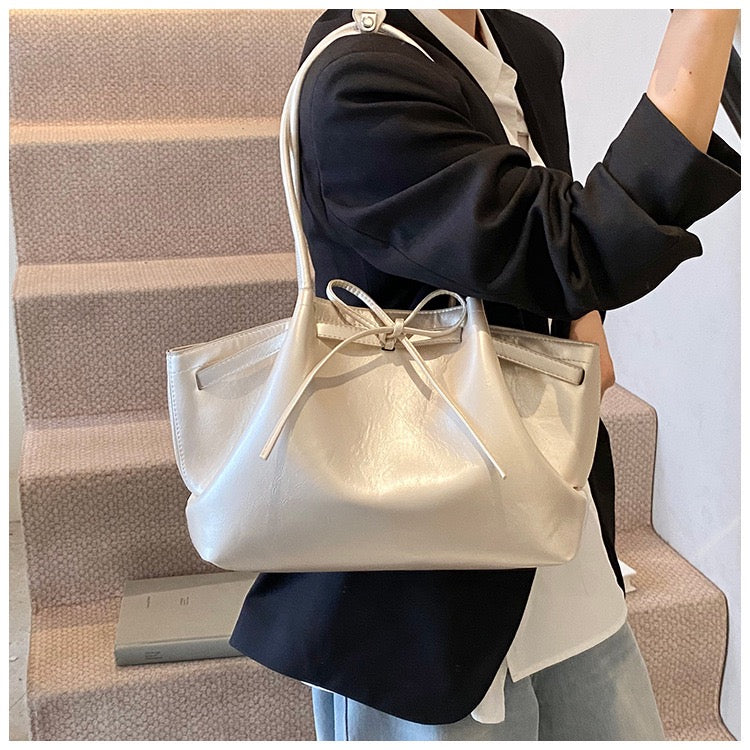 Mademoiselle Tie Tote