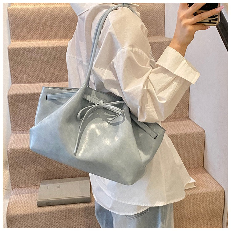 Mademoiselle Tie Tote