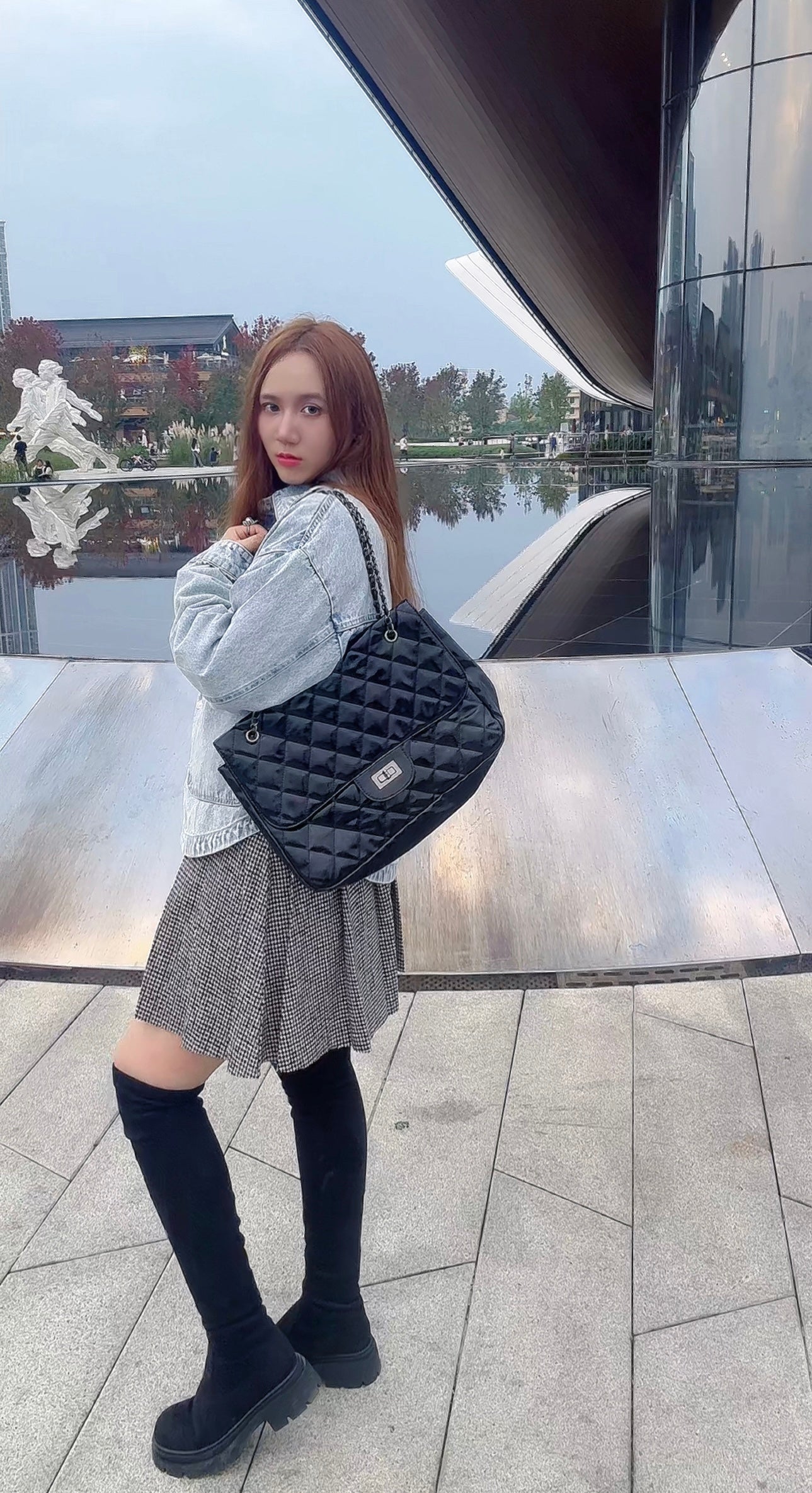 Iconic Chic Chain Bag