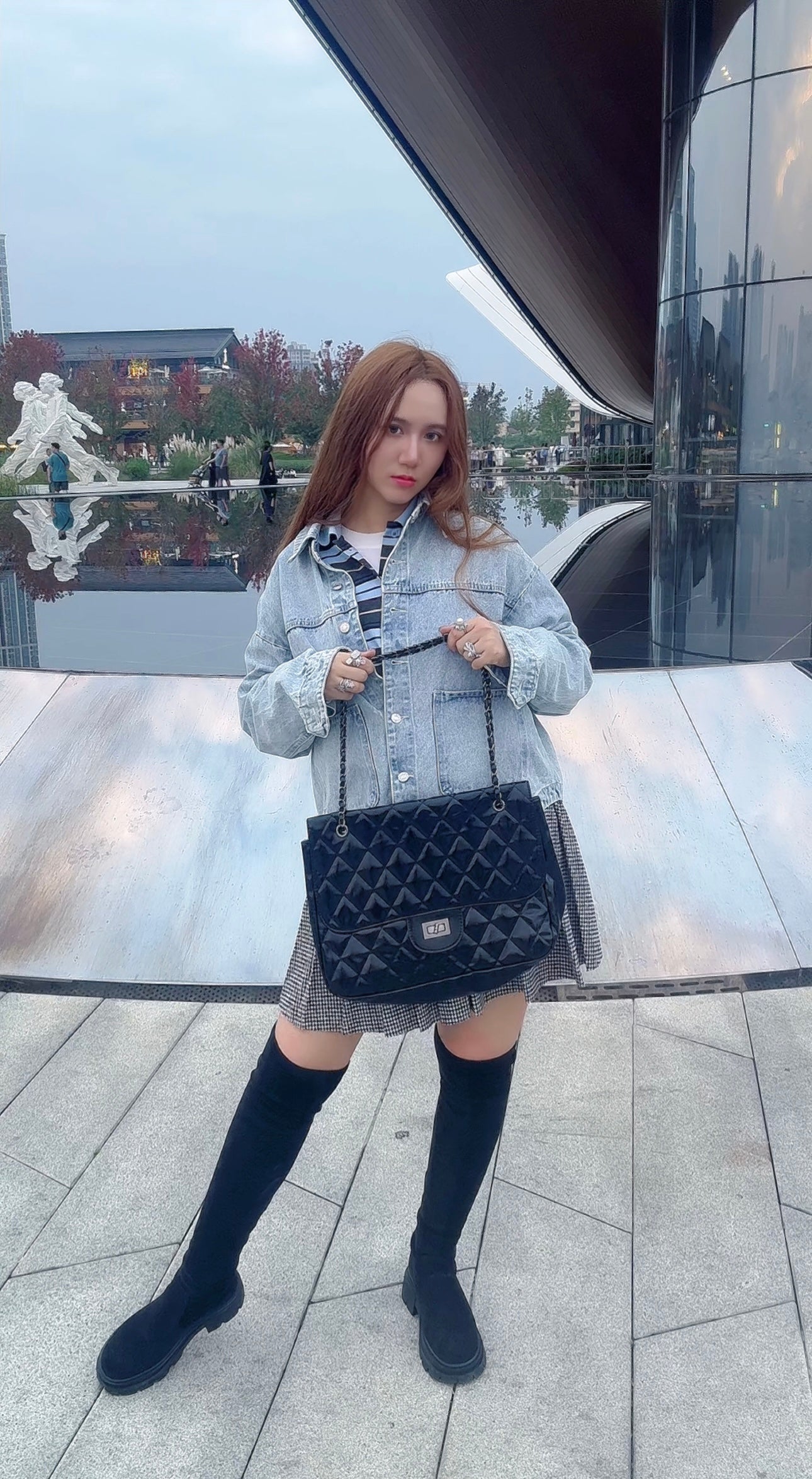 Iconic Chic Chain Bag