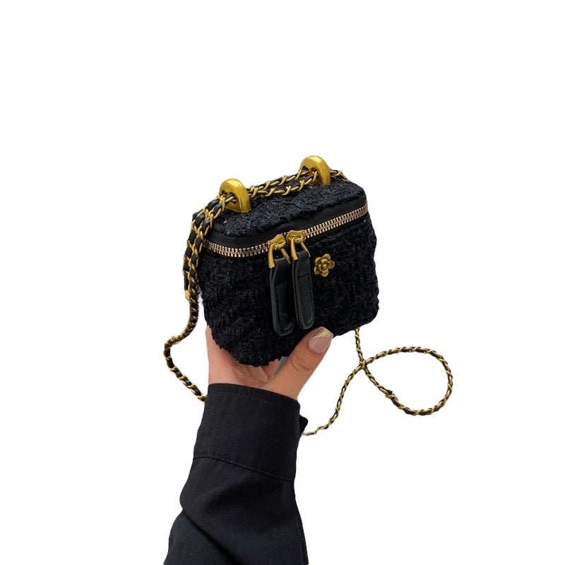 Camellia Tweed Vanity Case