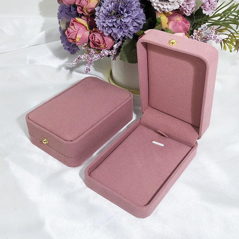 Parisian Link Necklace