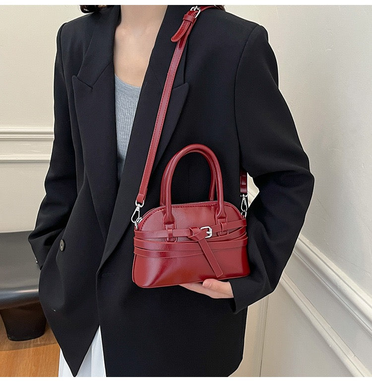 Tidal Entangled Shell Bag