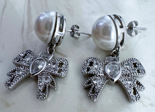 Twilight Bow & Pearl Earrings