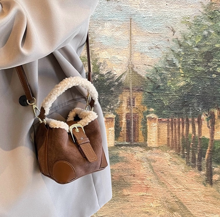 Wellington Shearling Bucket