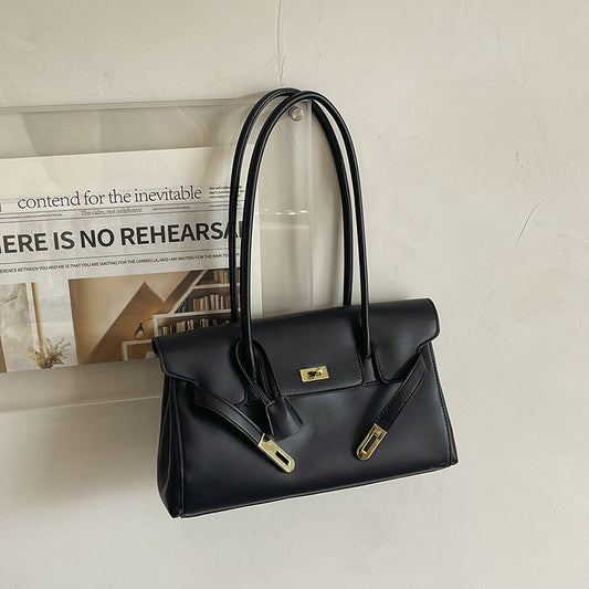 City Edit Shoulder Bag - Midnight Black
