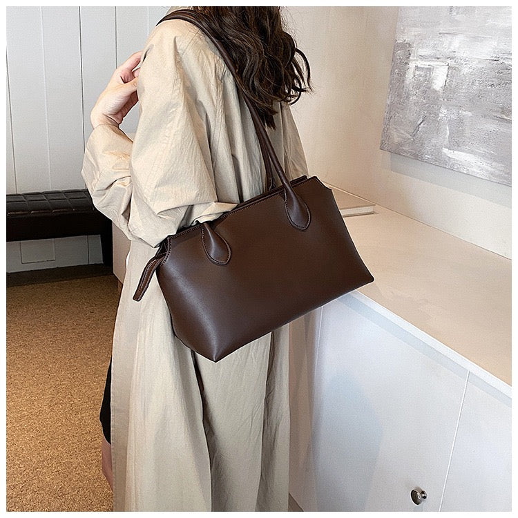 Contemporary Lady Tote