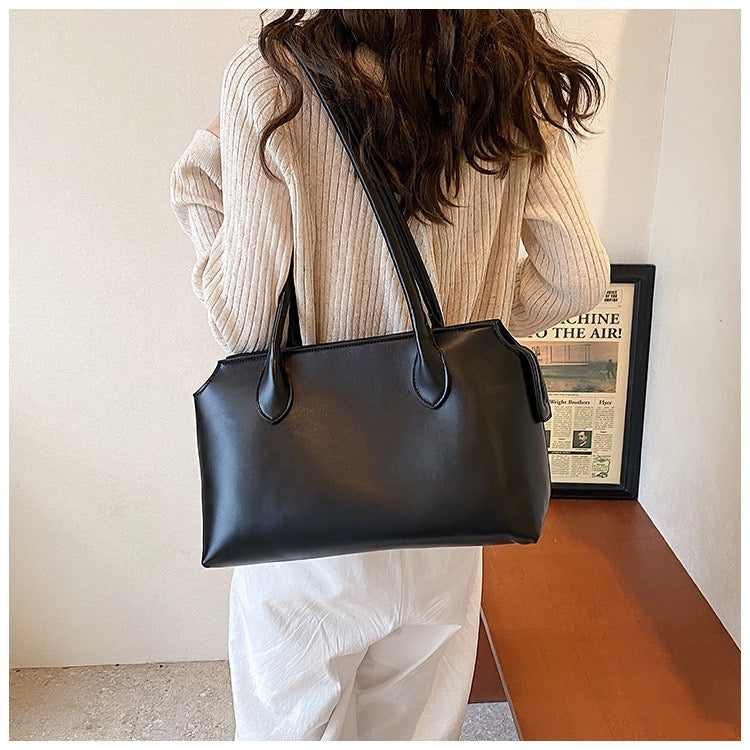 Contemporary Lady Tote