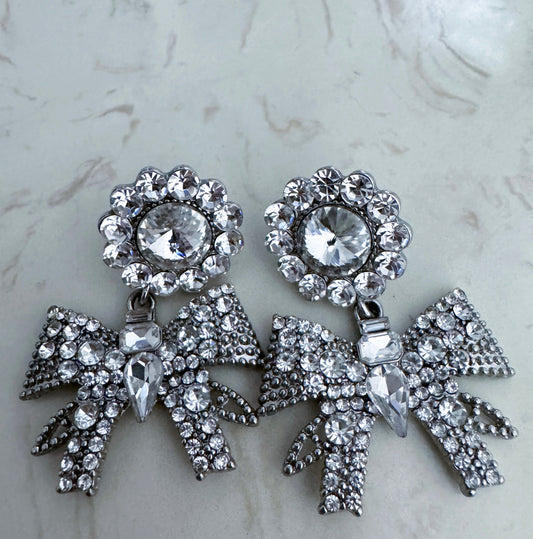 Dreamy Bow Earrings