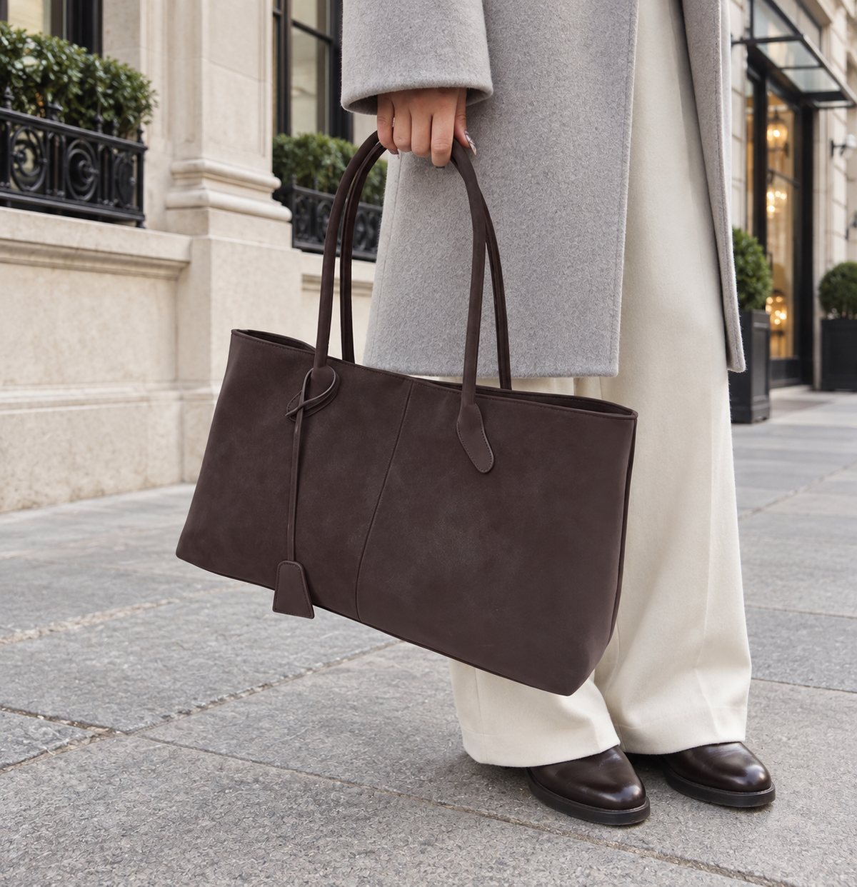 Easy Era Shoulder Tote - Midnight Black