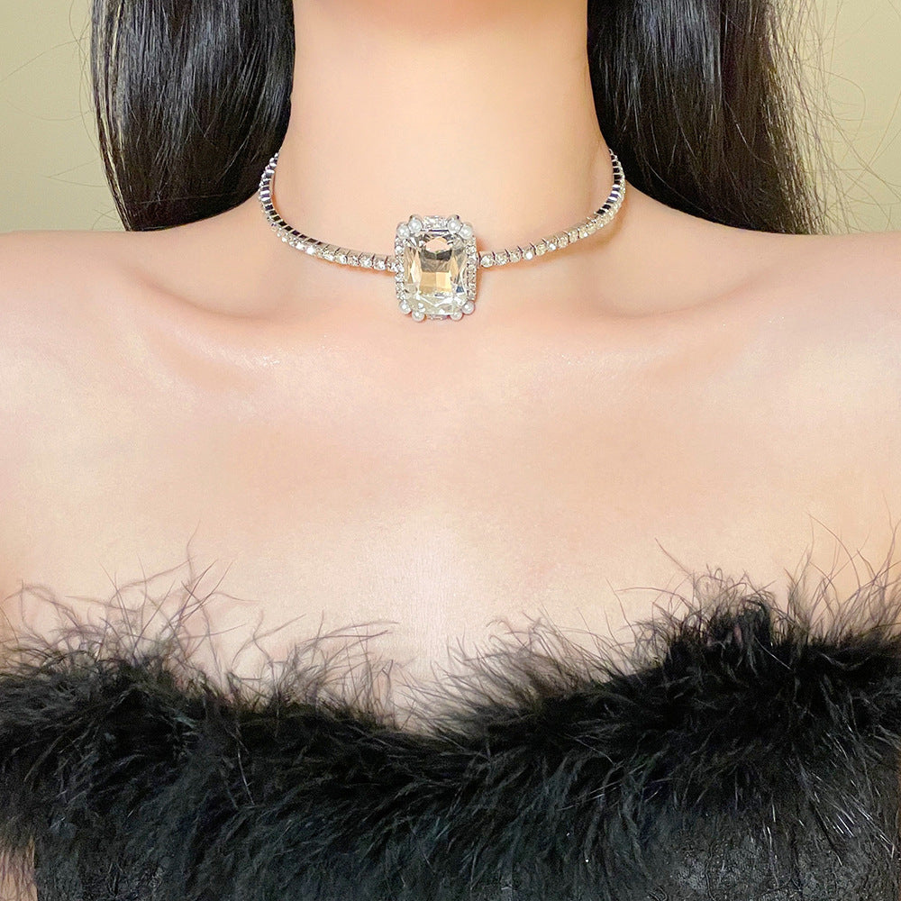 Luminous Grandeur Diamond Choker