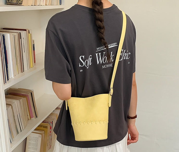 Macaron Dopamine Bucket Bag - Azure Blue