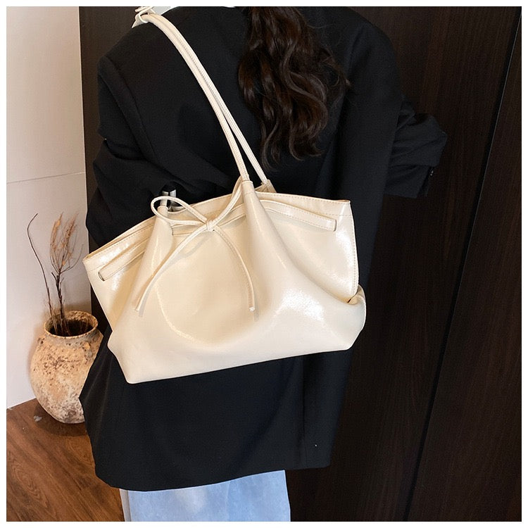 Mademoiselle Tie Tote