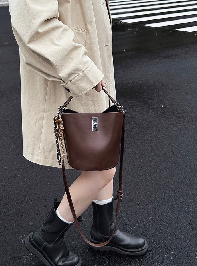 Amsterdam Bucket Bag