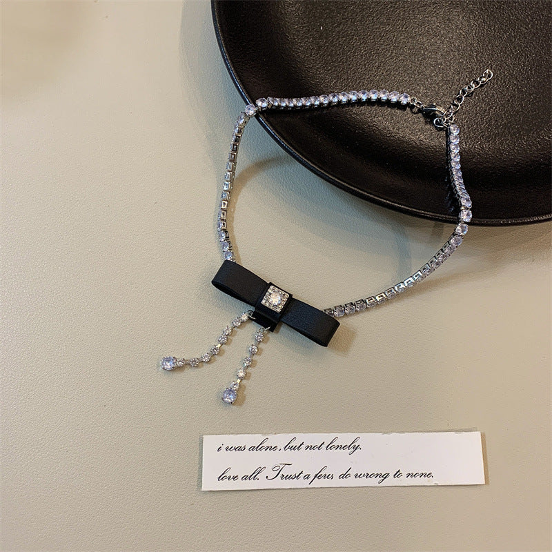 Noir Radiance Diamond Choker
