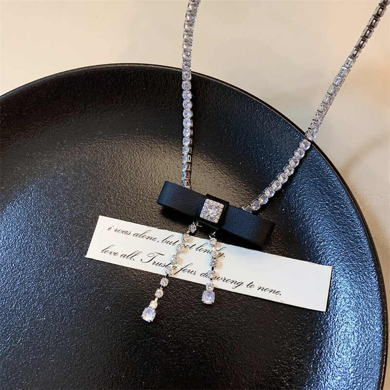 Noir Radiance Diamond Choker
