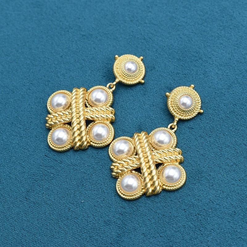 Gold-Plated Pearl Jewelry Set