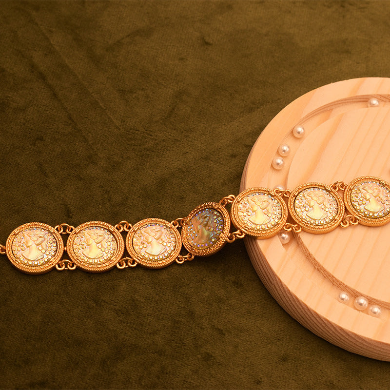Vintage Portrait Jewelry Set