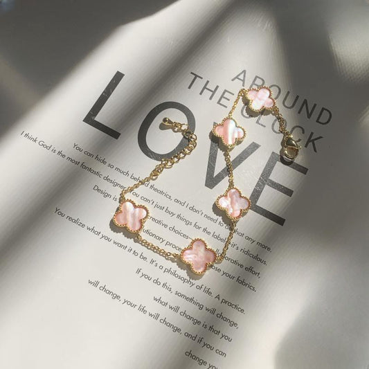 Paris Clover Charm Bracelet - Mother of Pearl Dawn Pink