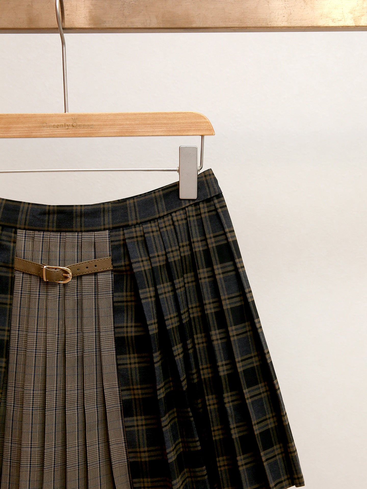 Parisian Preppy Plaid Pleated Skirt