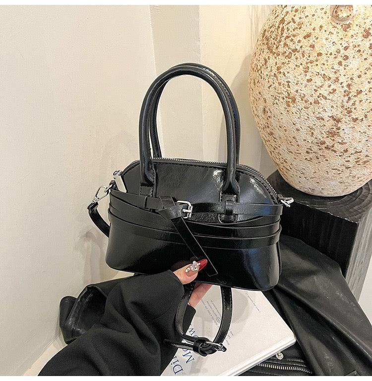 Tidal Entangled Shell Bag