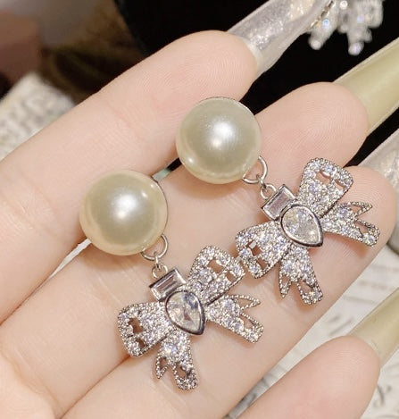 Twilight Bow & Pearl Earrings