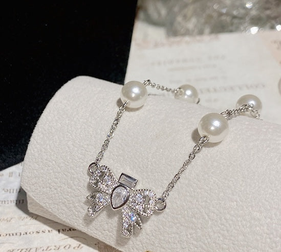 Twilight Bow & Pearl Bracelet